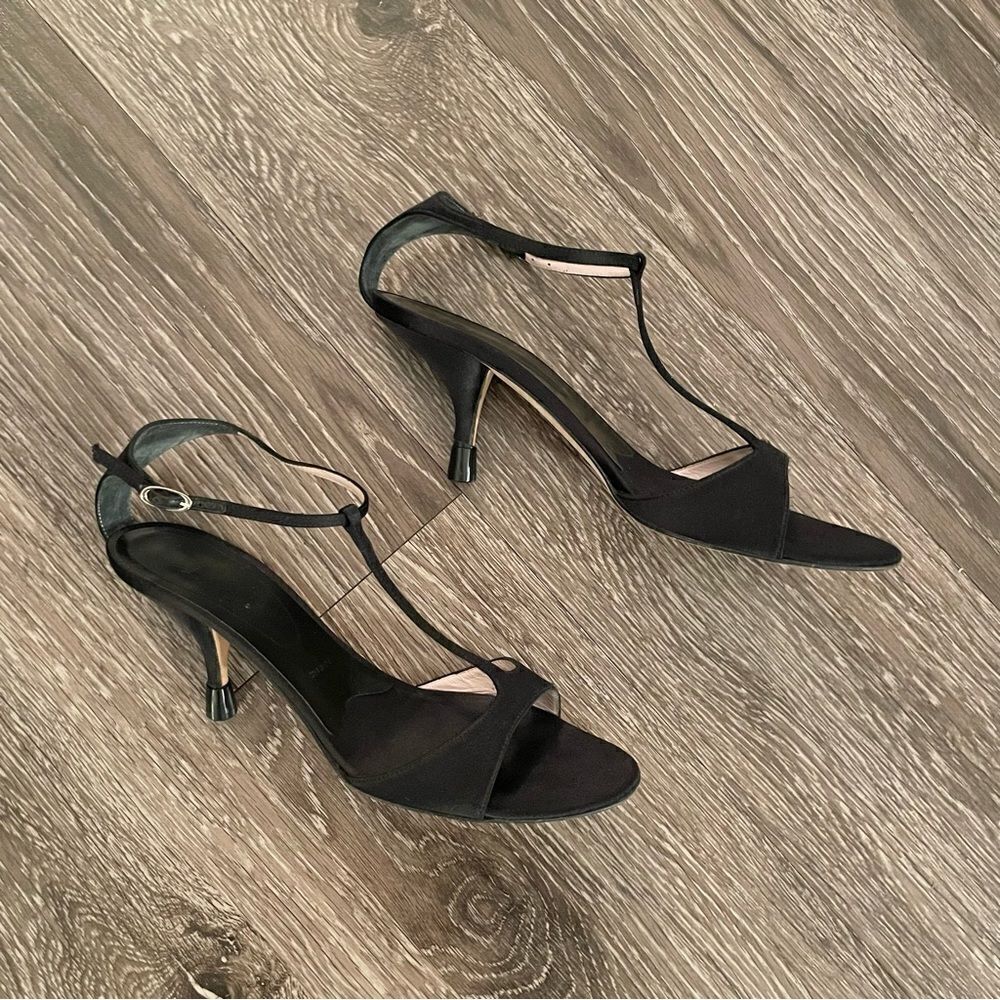 Vera Wang heels